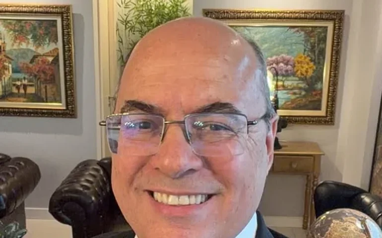 Cassado em 2021, Witzel acerta filiação ao DC e prepara nova candidatura ao governo do Rio