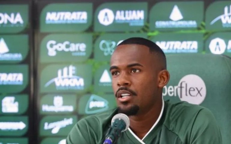 Atacante Yago é o quinto jogador liberado pelo Guarani após o fim da Série B