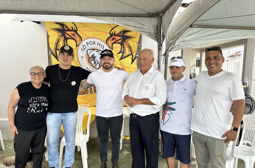 Thiago Prado e Givaldo Carimbão se reúnem com lideranças para discutir tratamento de dependentes químicos