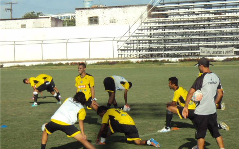 ASA enfrenta Avaí nesta quarta no Fumeirão
