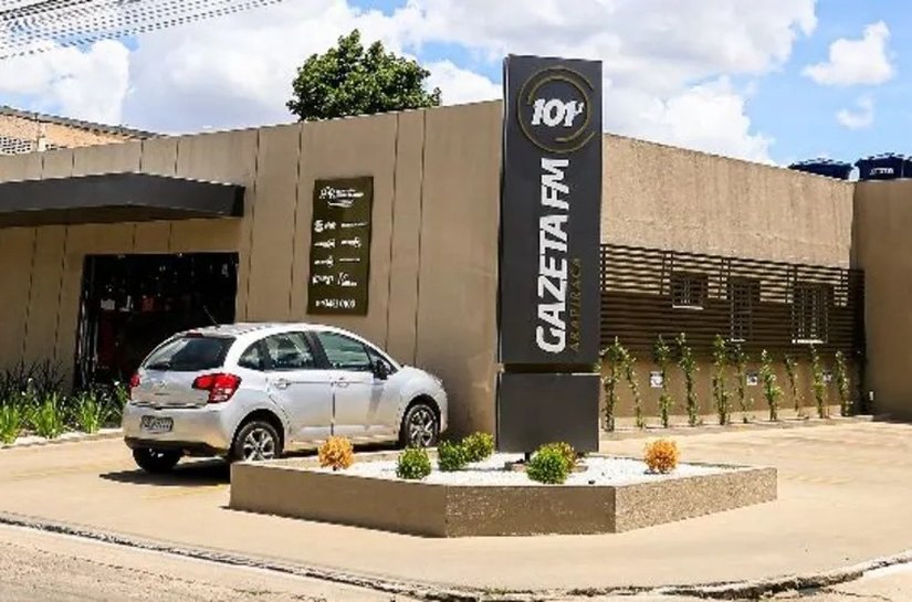 Do Alto-Falante ao Digital: A Trajetória do Rádio em Arapiraca