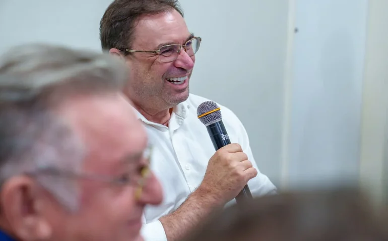 Prefeito Luciano Barbosa assina, nesta terça (28), ordem de serviço para início das obras no bairro Zélia Barbosa Rocha