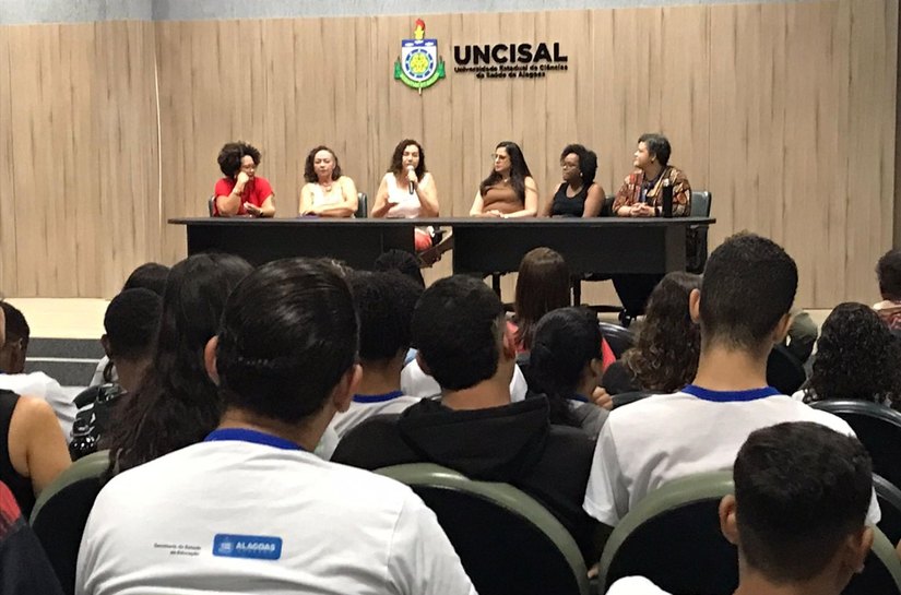 Semudh celebra Dia da Mulher Negra Latino-Americana e Caribenha com debate sobre saúde e educação antirracista