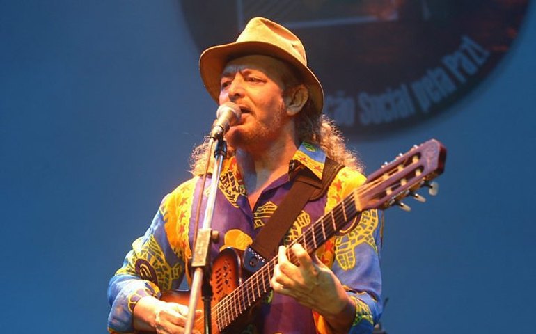 Arapiraca retoma calendário de grandes shows de MPB com Geraldo Azevedo