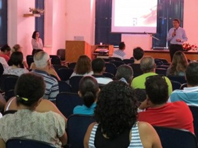 Colaboradores têm encontro motivacional e de sensibilização