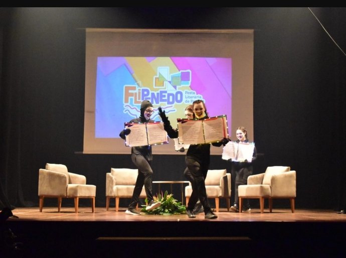 Abertura da FliPenedo terá performance musical e recital de poemas e poesias