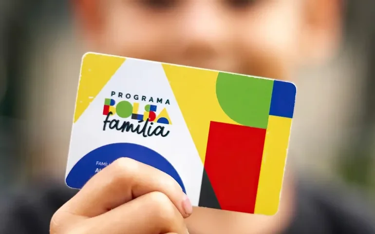 Planejamento: nota técnica explicita manutenção do orçamento do Bolsa Família de 2023 para 2025