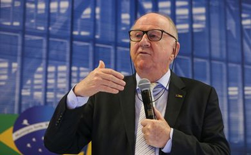 Prefeitos pedem aumento de 1,5% em fundo para pagar piso da enfermagem