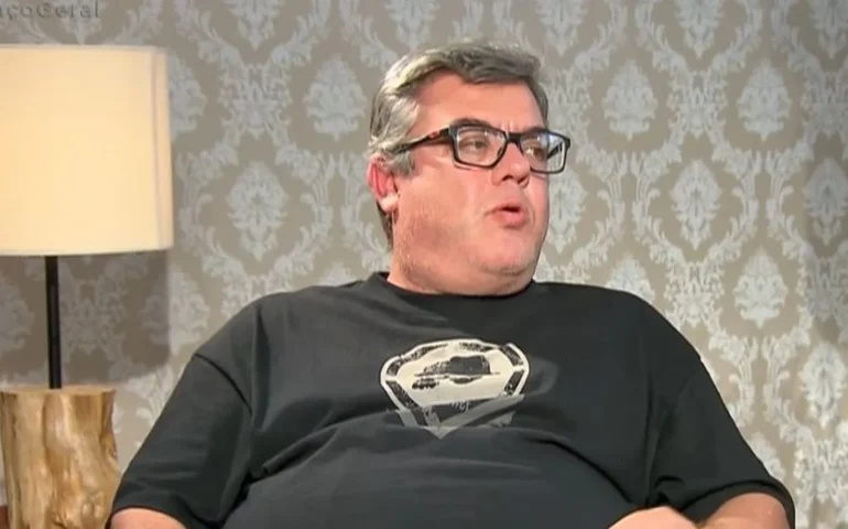 Filho de Cid Moreira, Rodrigo Radenzév, é solto após prisão por tráfico de drogas e porte ilegal de arma