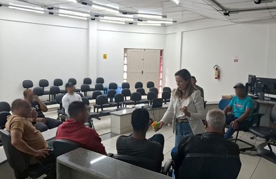 Comarca de Feira Grande realiza grupos reflexivos para autores de violência doméstica