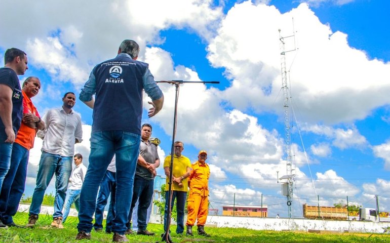 Penedo ganha estação da nova rede de monitoramento estadual para alerta de desastres naturais