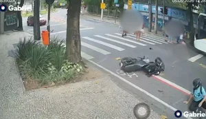 Motociclista atropela criança. Fonte: Internet