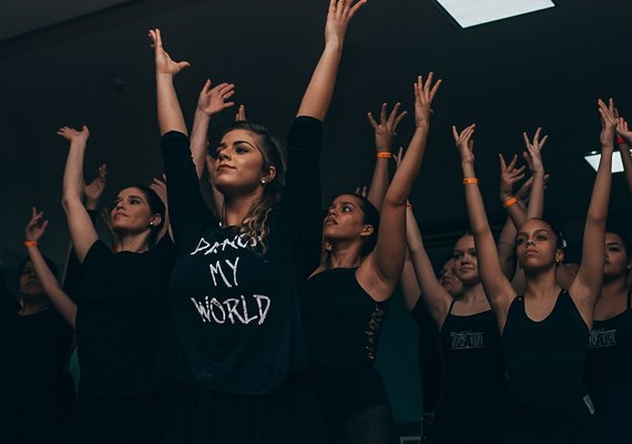 Alunas do Centro de Belas Artes de Alagoas são convidadas para workshop de dança em Maceió