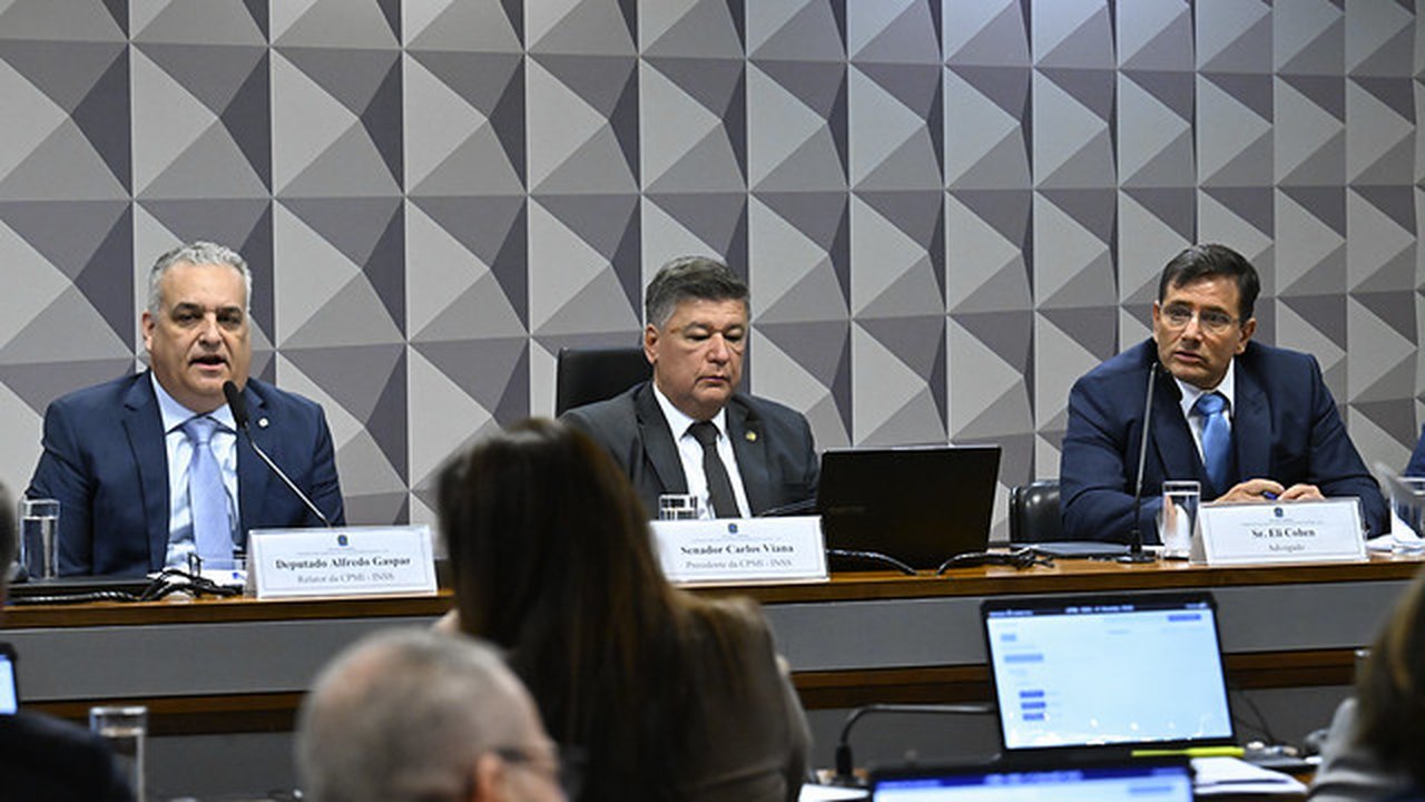 CPI do INSS ouve ex-coordenador do instituto e empresário
