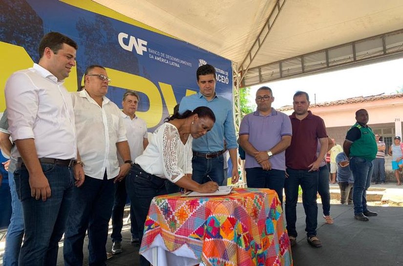 Vereador Samyr Malta concede título de cidadão honorário à compositor de música 'Ponta de Lápis'