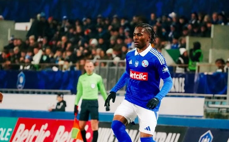 Jornal espanhol destaca Rayan e compara brasileiro a talento geracional no Bournemouth