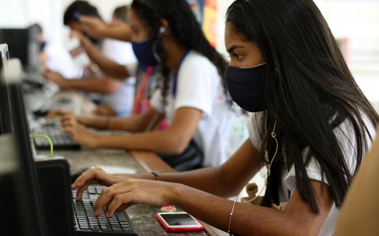 Seduc oferece 1.200 vagas em cursos profissionalizantes à distância