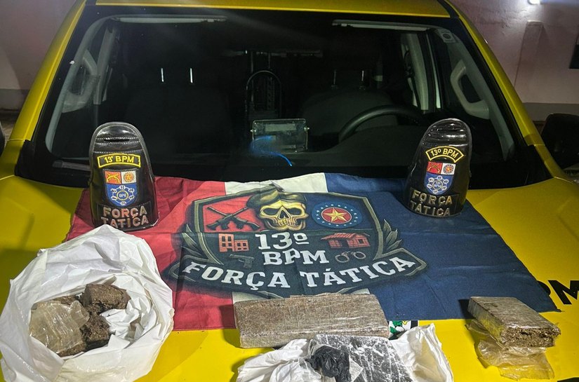 PM encontra dois quilos de drogas escondidos em região de mata na capital