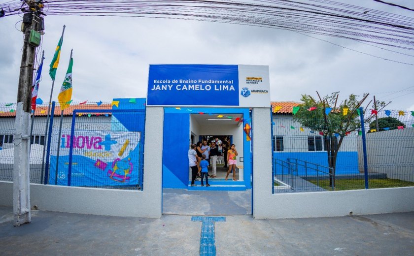 Prefeitura de Arapiraca reconstrói mais uma escola e amplia vagas para creches no Capim