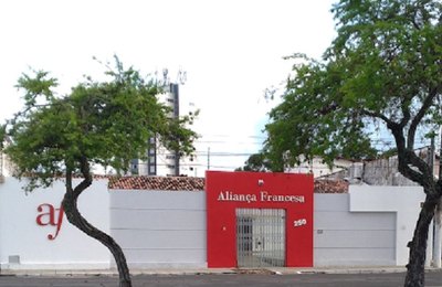 Com Jazz e presença do Consul da França a Aliança Francesa completa 71 anos em Alagoas
