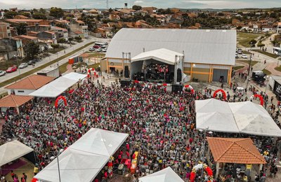 Festa das Mães leva moradores de Traipu à Praça Beira Rio e encerra programação de Emancipação Política da cidade