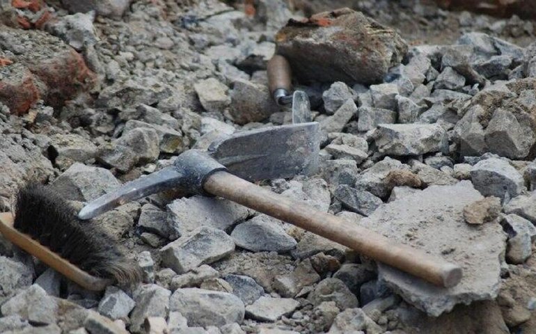 Achado arqueológico revela interação inédita entre mulher e ganso há 12 mil anos