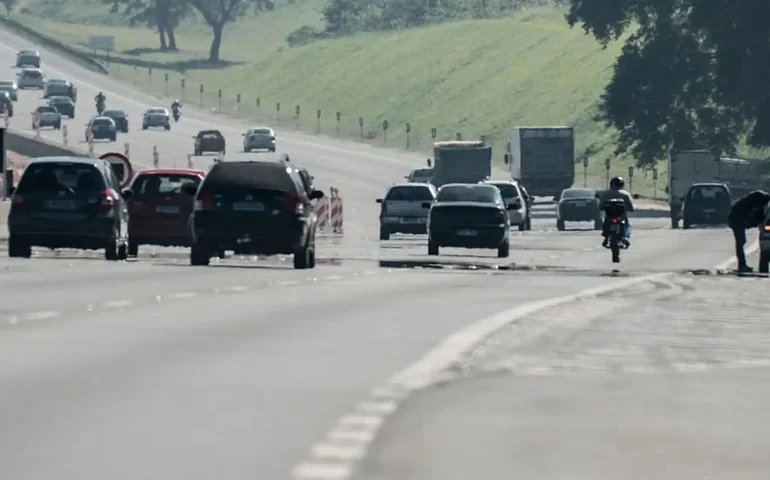 Rodovias paulistas da CCR terão pedágios de autoatendimento com pagamento por aproximação