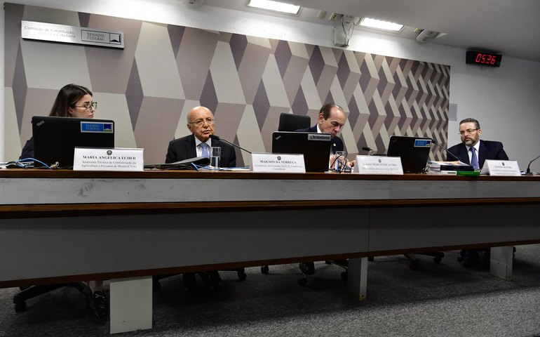 Reforma tributária promove segurança jurídica e desenvolvimento, avaliam representantes do agronegócio