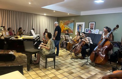 Governo de Alagoas promove o espetáculo “Mulheres em Cena – Entre Flores e Delicadezas”