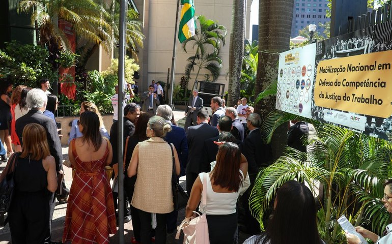 Juízes se mobilizam contra suspensão de processos sobre pejotização