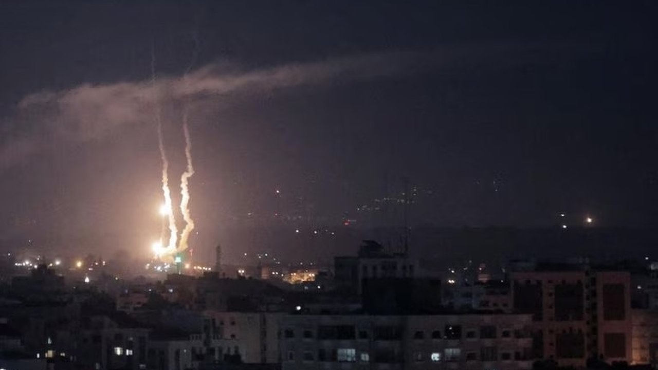 Jihad Islâmica e Hamas atacam Israel após operação que matou 20 em Gaza