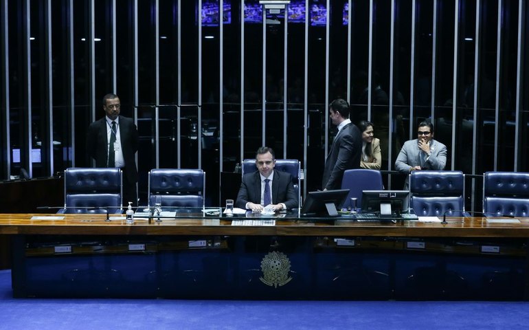 Senado aprova proposta de compensação da desoneração da folha