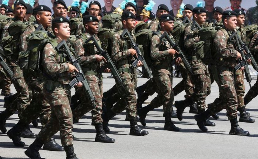 Exército não celebra aniversário do golpe de 1964; veja como foram os últimos anos