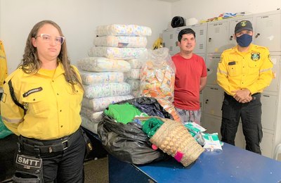 Ação solidária da SMTT entrega cestas com alimentos a famílias desabrigadas em Arapiraca