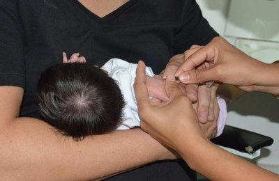 Pediatra orienta mães sobre importância do anticorpo palivizumabe para bebês prematuros