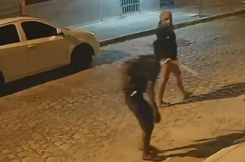 Polícia Civil divulga imagens de suspeitos de homicídio de morador de rua em Maceió