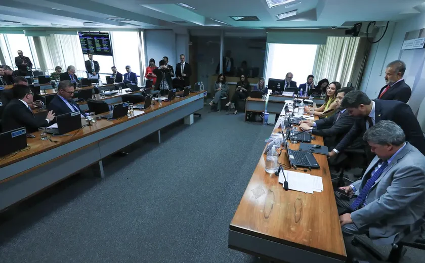 Relator do PL das Cotas Raciais no Senado acata emendas da oposição