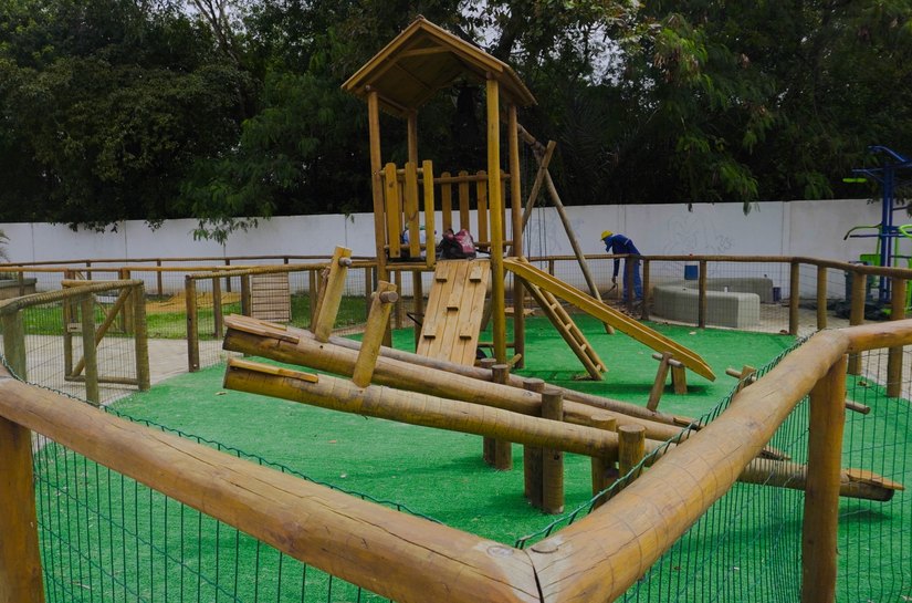 Obras na Praça do Conjunto José Tenório chegam à reta final