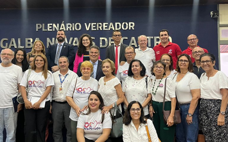 Moradores pressionam e Câmara aprova Audiência Pública de Teca Nelma sobre abertura do Vera Arruda