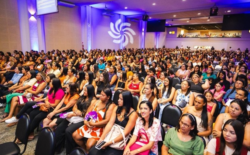 Prefeitura de Maceió entrega certificados a mil mulheres do Banco da Mulher Empreendedora