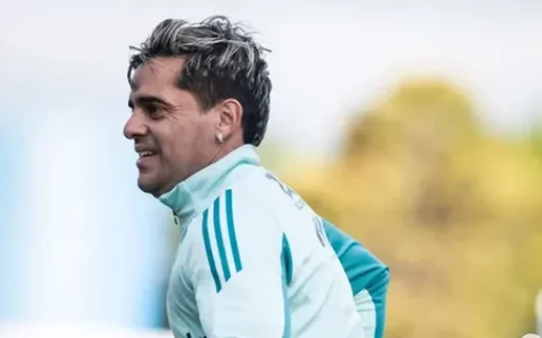 Corinthians rescinde contrato com Fagner e prevê economia de R$ 8 milhões