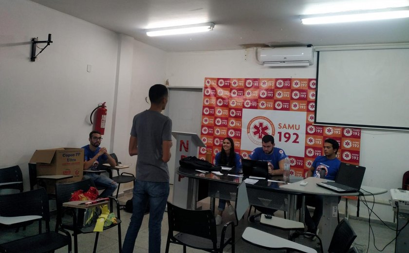 Acadêmicos se preparam para impactar a comunidade