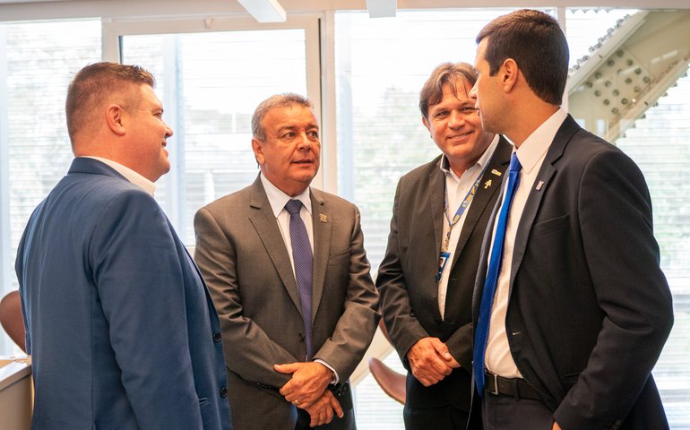 Hugo Wanderley defende ação municipalista para recomposição de perdas financeiras