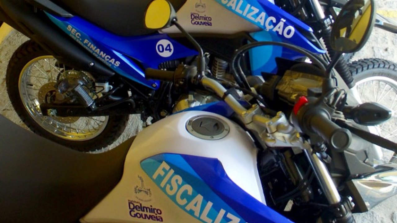Prefeitura de Delmiro Gouveia entrega nova frota de motos para as secretarias municipais