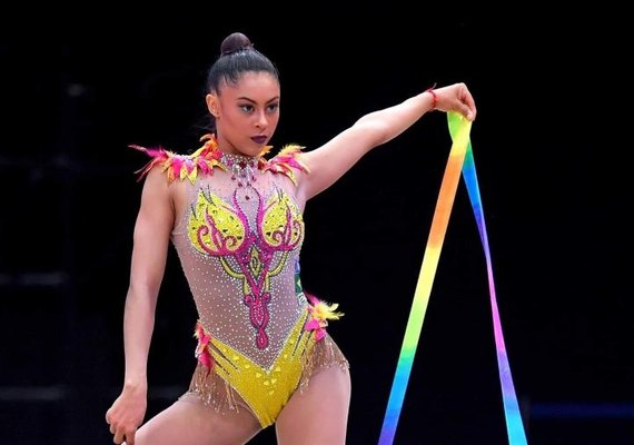 Bárbara Domingos conquista o bronze no último torneio de ginástica rítmica antes da Olimpíada