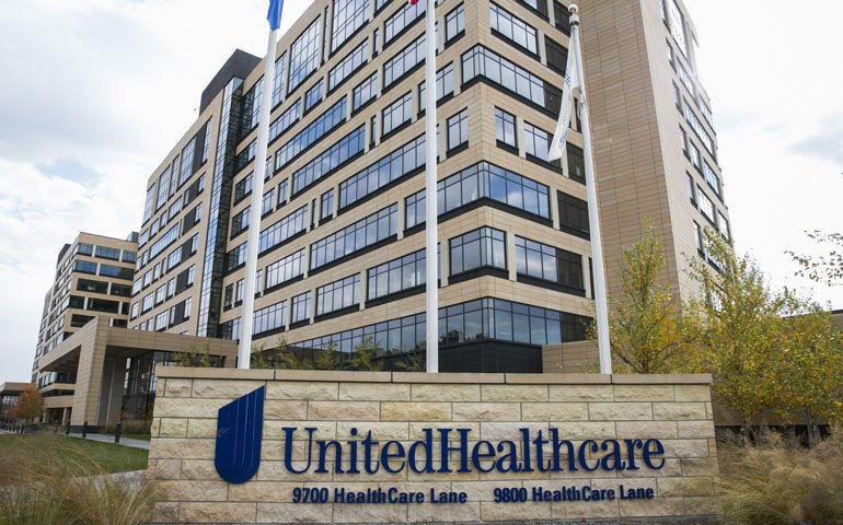 UnitedHealth supera previsão de lucro, mas corta projeção