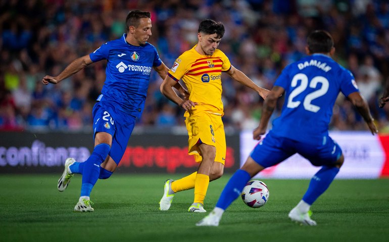 Raphinha é expulso e Barcelona apenas empata com o Getafe na estreia do Campeonato Espanhol