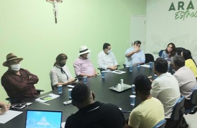 Programa Cidade Viva é apresentado a lojistas e ambulantes de Arapiraca 