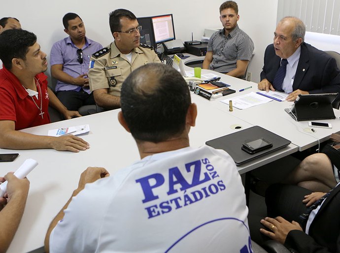 Organizadas de CRB e CSA se comprometem a fazer sistema de cadastro