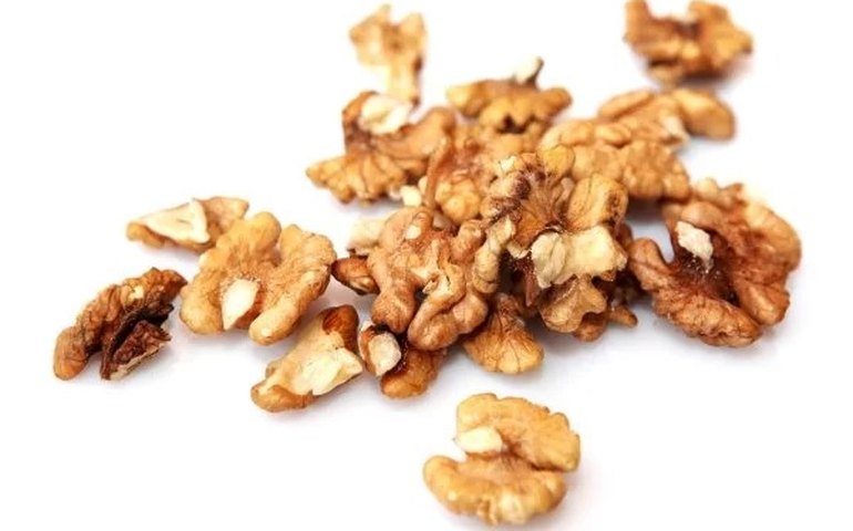 Nozes e castanhas: veja 10 variedades do alimento, calorias e a quantidade recomendada de cada uma